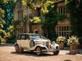 How to choose the right wedding car hire in Sussex, Surrey and Kent